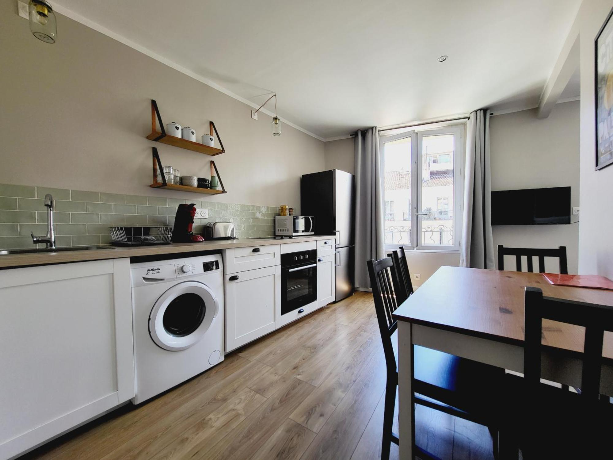 Place Puget - Centre Ancien Proche Gare Et Depart Corse - Ac Apartment Toulon